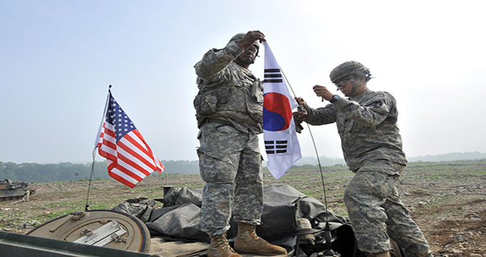 فیلم / واکنش کره شمالی به رزمایش مشترک آمریکا و کره جنوبی