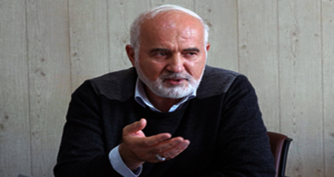 فیلم / صحبت‌های احمد توکلی درباره خروج آمریکا از برجام و تاثیر آن بر اقتصاد ایران