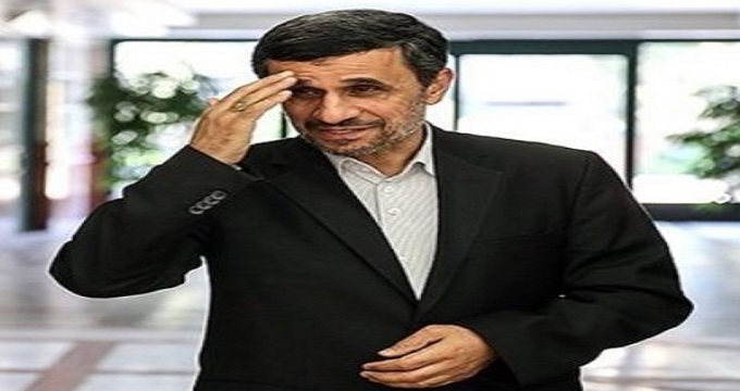 احمدی‌نژاد با سکوتش به دنبال تایید صلاحیت است
