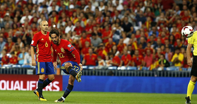 گل اول اسپانیا به مراکش (ایسکو)