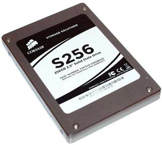 هارد SSD چیست و چگونه کار می کند ؟