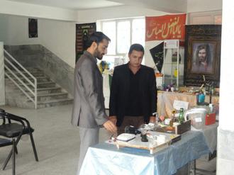 نمایشگاه دست سازه های علمی کار و فناوری آموزشگاه حضرت زینب (س) 