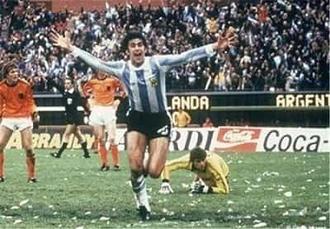 آقای گل جام جهانی 1978 چه بازیکنی بود؟ 