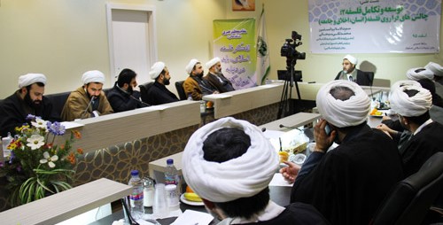 توسعه و تکامل فلسفه (2)؛ چالشهای فراروی فلسفه (انسان، اخلاق و جامعه) توسعه و تکامل فلسفه (2)؛ چالشهای فراروی فلسفه (انسان، اخلاق و جامعه)