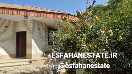 اجاره سالیانه باغ ویلا 2200 متری در اصفهان