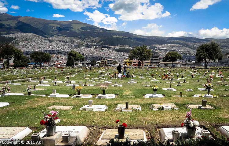 قبرستانی در شهر کیتو