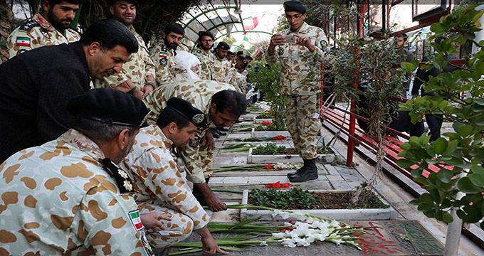 سربازان دیروز و امروز وطن در یک قاب