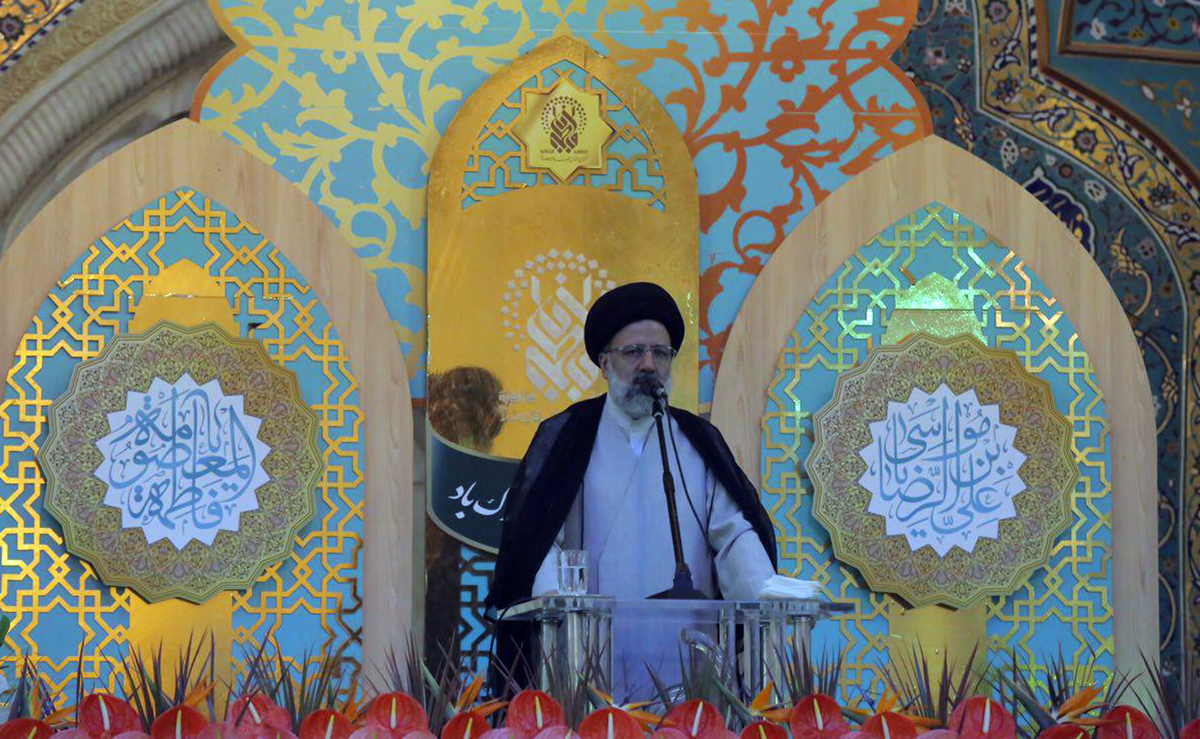 امروز استکبار و آل سعود کرامت انسانی را ذبح میکنند