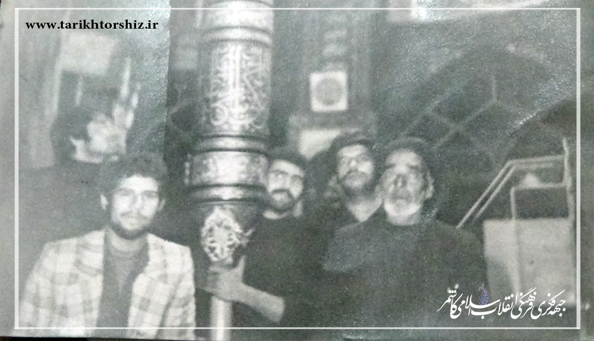 عکس متعلق به حسینیه حضرت علی اکبر ع در دهه ی شصت ؟ می باشد .
