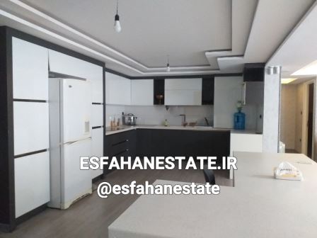 فروش باغ ویلا 1450 متری در راشنان کرارج اصفهان