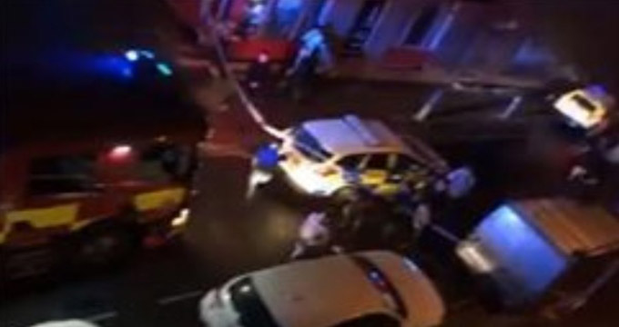 حمله یک خودرو به باشگاهی شبانه در انگلیس چند زخمی برجا گذاشت