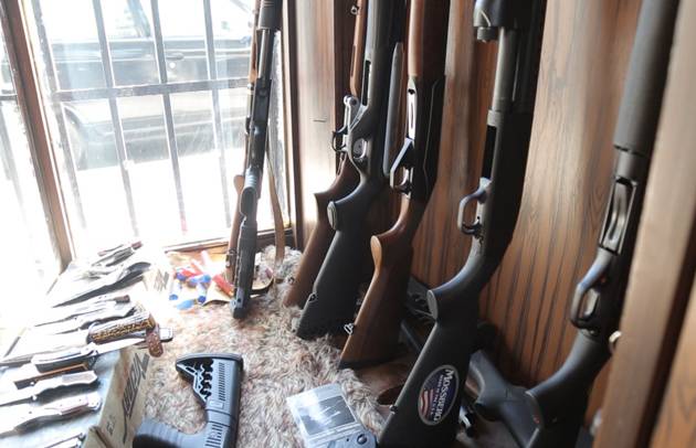 خرید اسلحه در لبنان