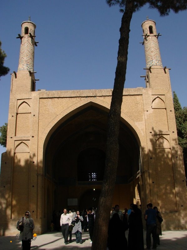 اجاره سوئیت مبله روزانه اصفهان