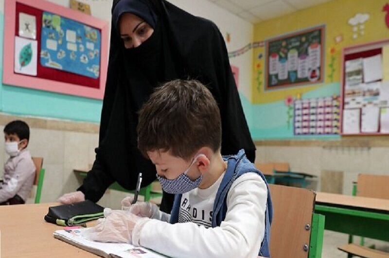 آموزشی / پیش بینی ثبت نام 20 هزار دانش آموز غیرایرانی در مدارس خراسان رضوی