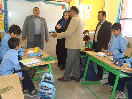 بازدید مدیدیت آموزش و پرورش شهرستان بوشهر به همراه هادی نژاد معاونت آموزش ابتدایی و آقای جوهری