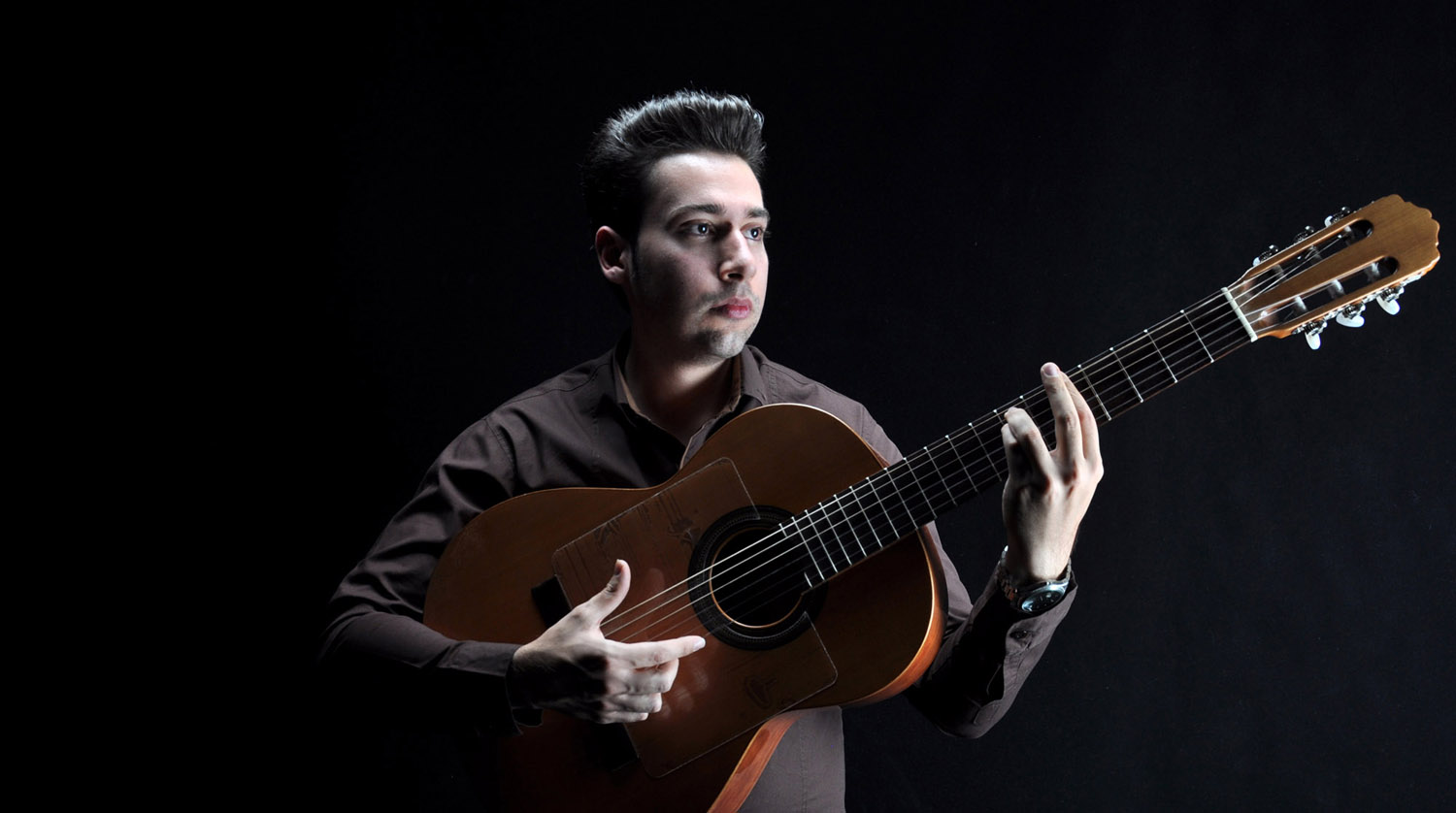 استاد گیتار در تهران