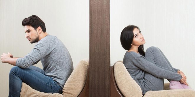 طلاق عاطفی چطور اتفاق می افتد