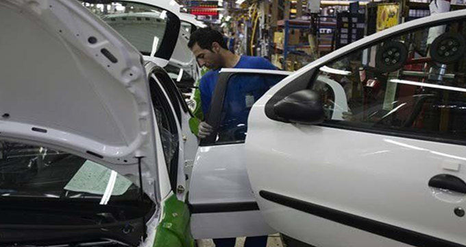 نگاهی به چالش‌های صنعت خودروسازی ایران