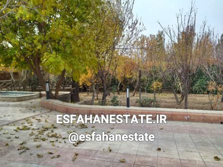 فروش باغ ویلا 2100 متری در قلعه سفید گلدشت نجف آباد اصفهان