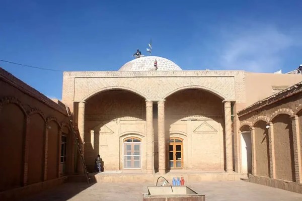 مسجد جامع روستای اغول بیک تکاب