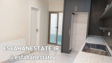 فروش باغ ویلا 800 متری در علیشاهدان پیربکران فلاورجان اصفهان