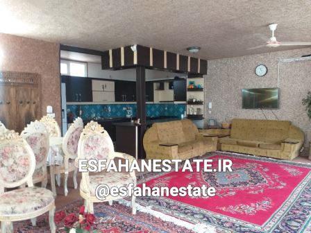 فروش باغ ویلا 1800 متری در قلعه سفید گلدشت نجف آباد اصفهان
