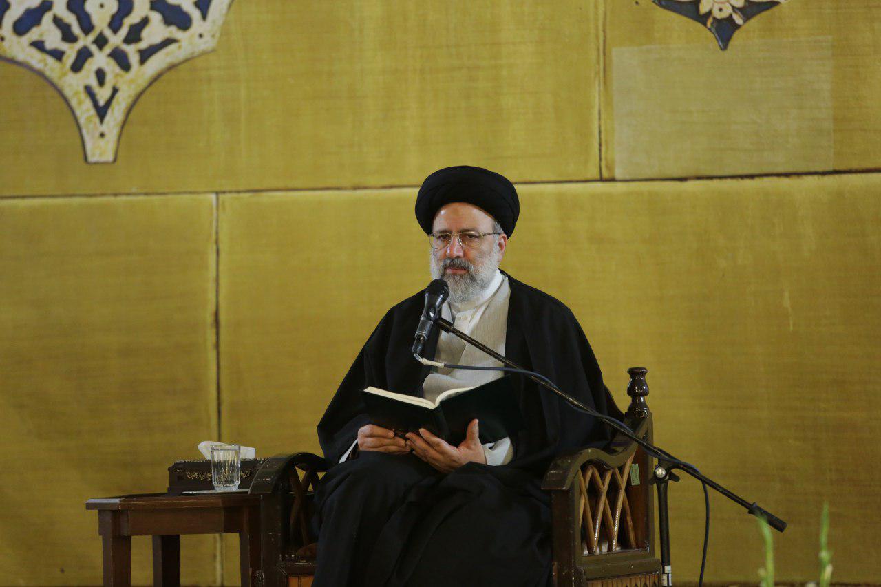 حجت الاسلام رئیسی: گناه نمی گذارد درک انسان درست باشد