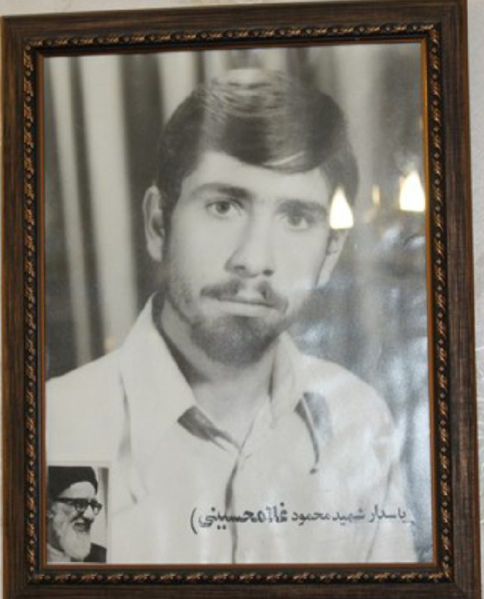 زیارت مزارشهید محمود غلامحسینی