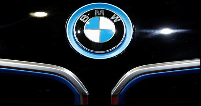 ستاره پرسپولیس برای خانم بازیگر BMW خرید!