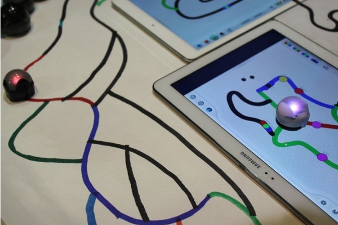 ozobot in CES2015