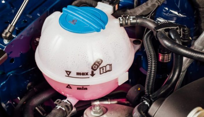 مقالات فنی: وقتی خودرو بوی ضد یخ میدهد ولی داغ نمی کند