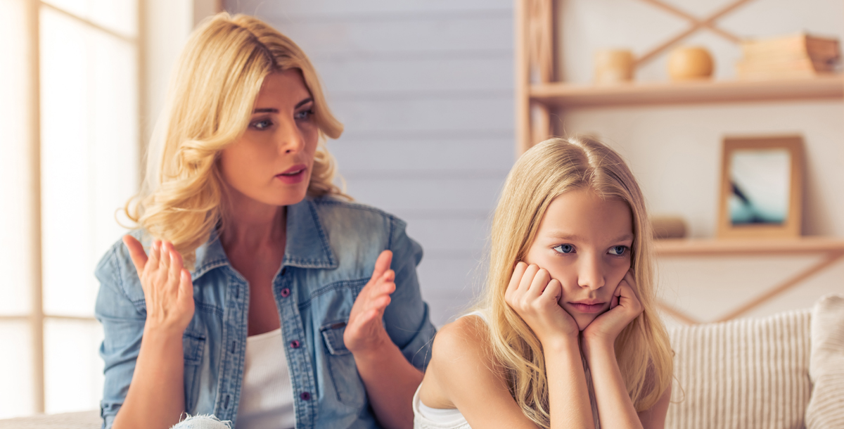 اختلافات مادر و دختری چگونه باید حل شود