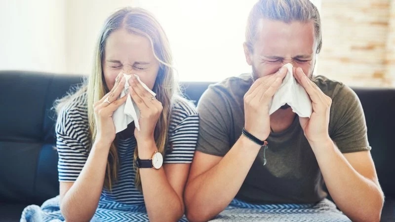 کارشناسان تفاوت علائم آلرژی فصلی و ویروس کرونا را برجسته می‌کنند