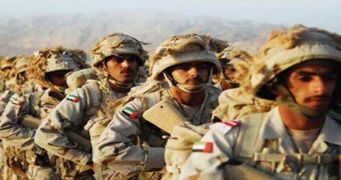 حضور افسران آمریکایی در صف نیروهای نظامی اماراتی