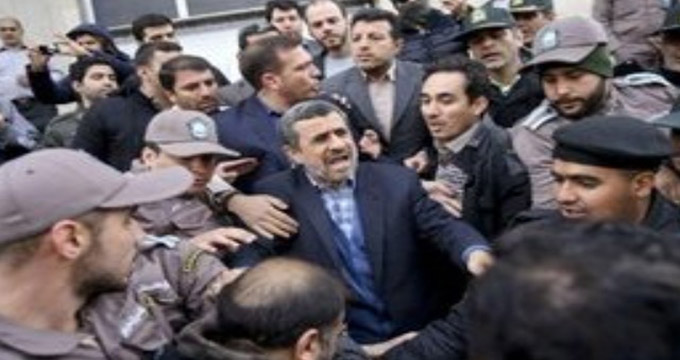 خبر بازداشت احمدی‌نژاد تکذیب شد