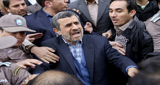 آقای احمدی‌نژاد! آن قدرها هم که فکر می‌کنید مردم فراموشکار نیستند