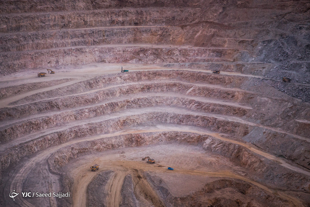 معدن انگوران