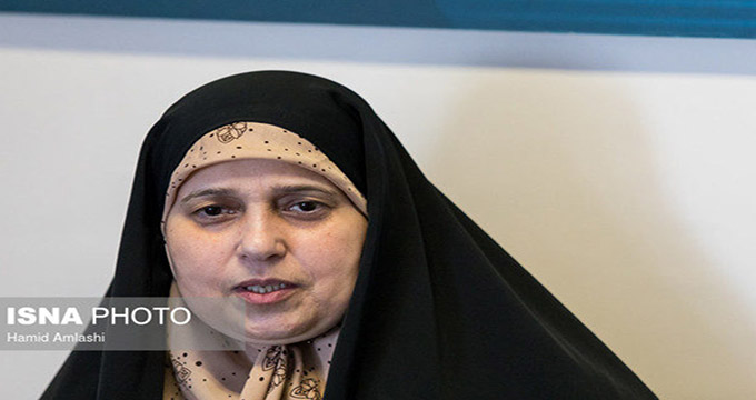 سلحشوری: حجاب با اجبار گشت ارشاد به مردم تحمیل نشود