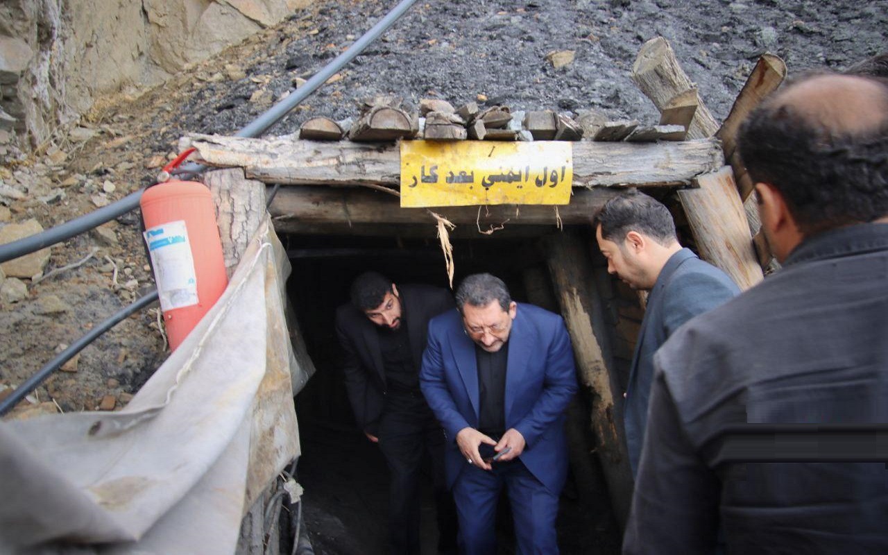 حضور وزیر صمت در معدن مهماندویه دامغان