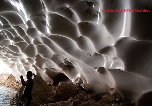 عکس های بکر از غار یخی چما