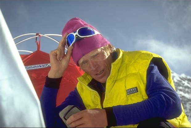 دیدگاه بزرگان کوهنوردی جهان ... زندگی نامه یک کوهنورد روسی  Anatoli Boukreev