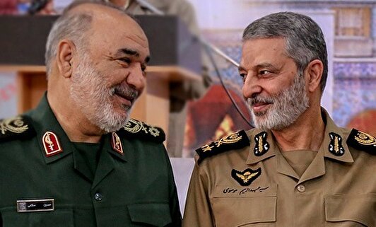 سرلشکر سلامی: ارتش و سپاه دست در دست هم راهبرد‌های نظام سلطه را به چالش کشانده‌اند