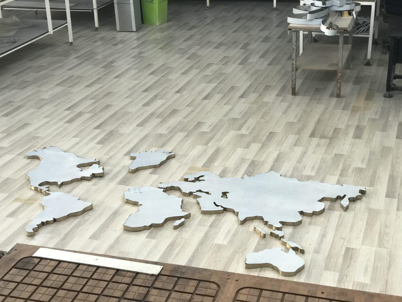 تابلو نقشه جهان ، تابلو استیل نقشه جهان 3