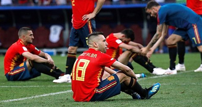 حمایت پادشاه اسپانیا از تیم ملی کشورش پس از شکست مقابل روسیه
