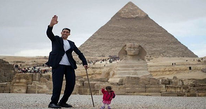 دیدار بلندترین مرد با کوچک ترین زن کره زمین در مصر
