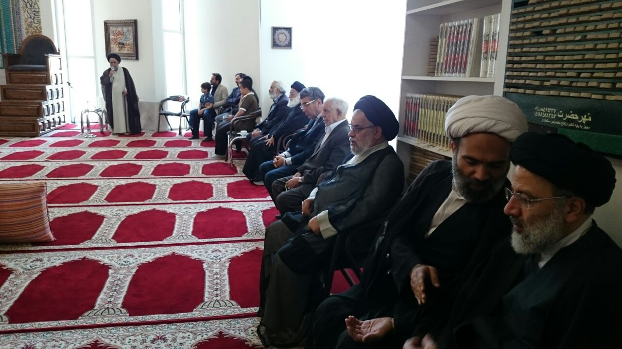 جلسه دعای ندبه مجمع ارحام آقا نجفی در مسجد امام خمینی
