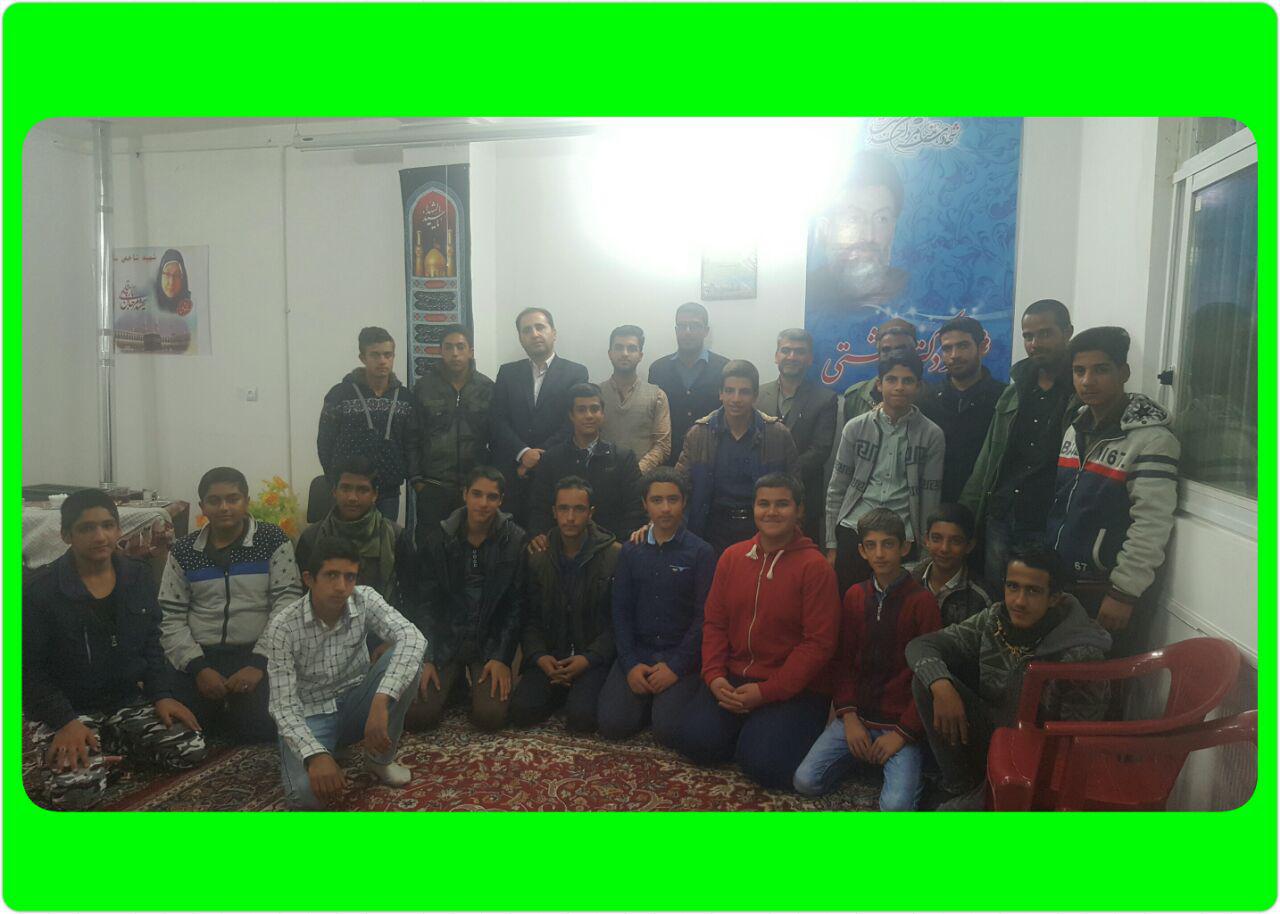 دیدار شهردار و اعضای شورای اسلامی از پایگاه مقاومت  شهید بهشتی  علویجه به مناسبت روز بسیج دانش آموزی چهارشنبه 10 آبان ماه96