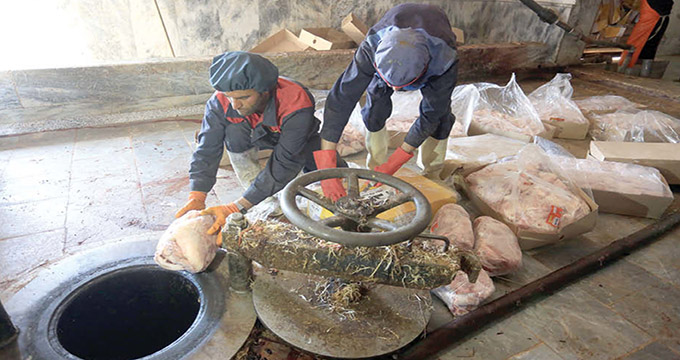 دستور معدوم سازی 34 تن گوشت آلوده صادر شد