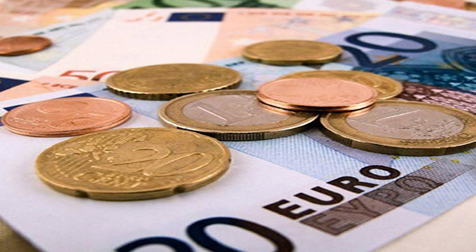 یورو رسما جایگزین دلار شد