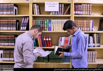 اهدای ۱۱۵جلدکتاب ازسوی رهبرمعظم انقلاب اسلامی به کتابخانه مسجدابوذرتهران